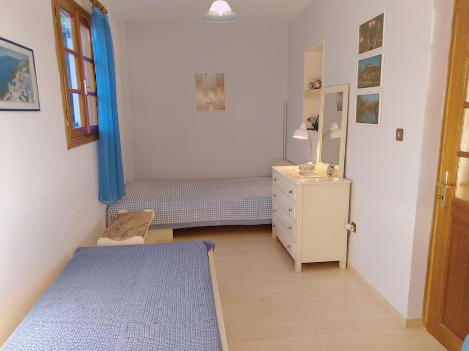 סובאלה Explore Aegina Island מראה חיצוני תמונה